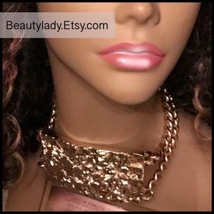 Time Stamp of a Decade:The Rapper’s Delight Choker